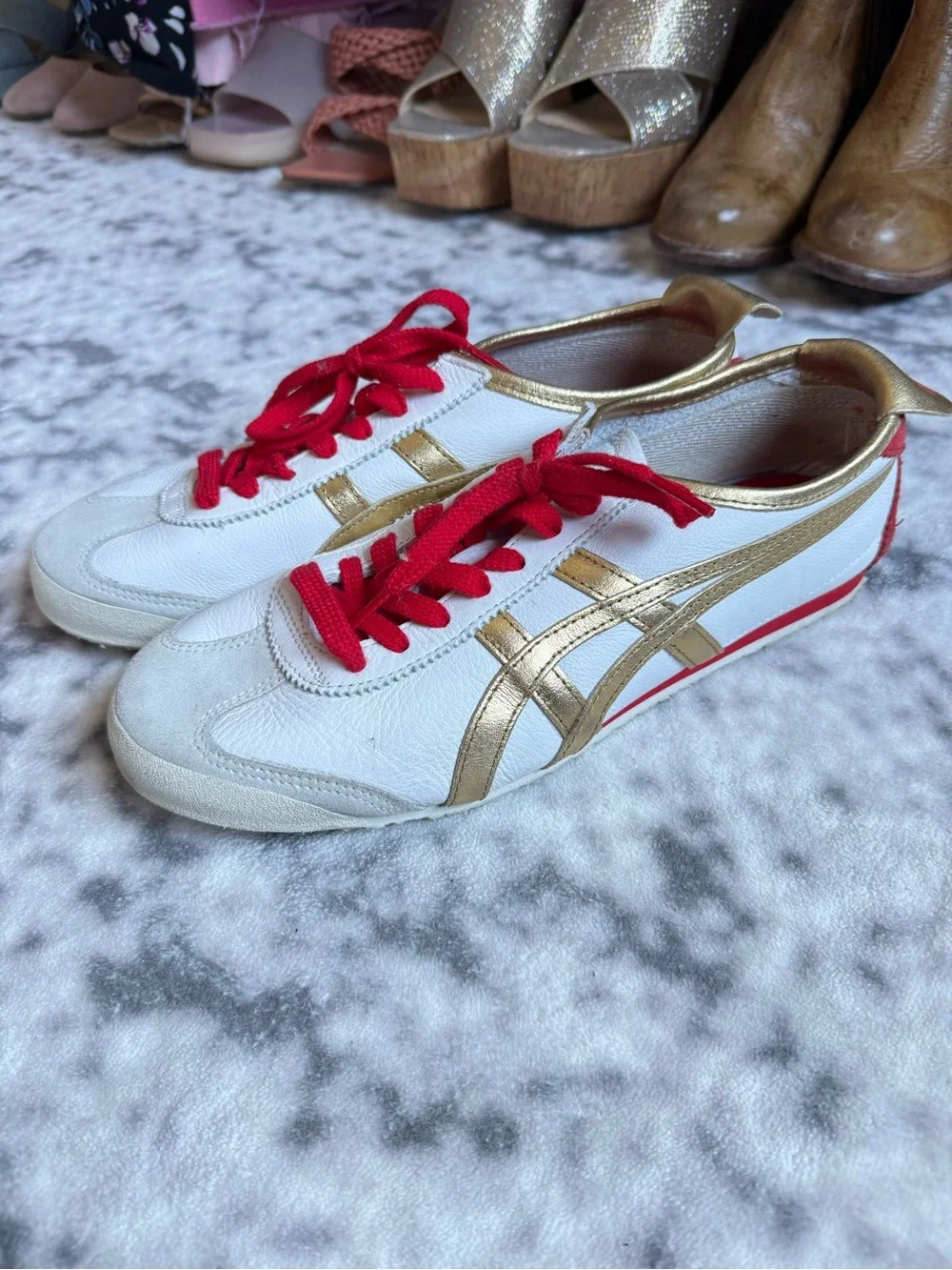Onitsuka Tiger by Asics slim profile